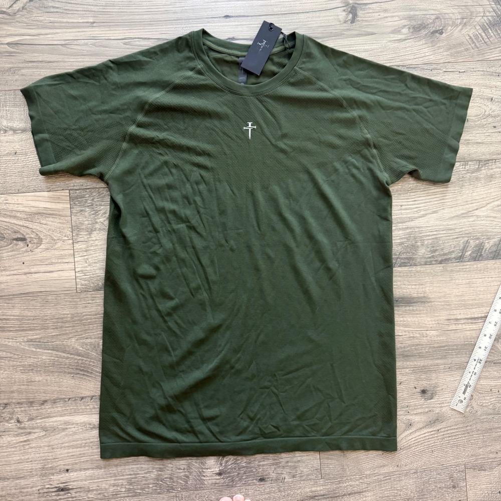 Three Nails Seamless 2.0 Tee Shirt SS Mens Large Performance Workout Gym NEW